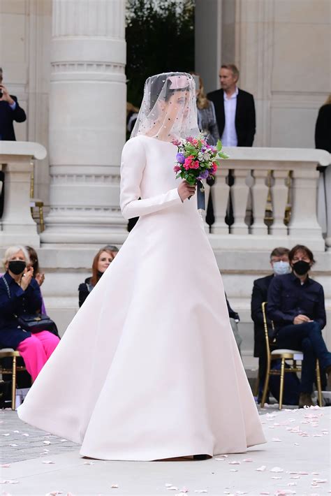 linda as the chanel bride|chanel haute couture brides.